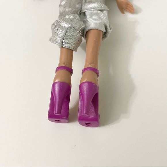 MGA Bratz Doll Yasmin - Picture 13 of 16